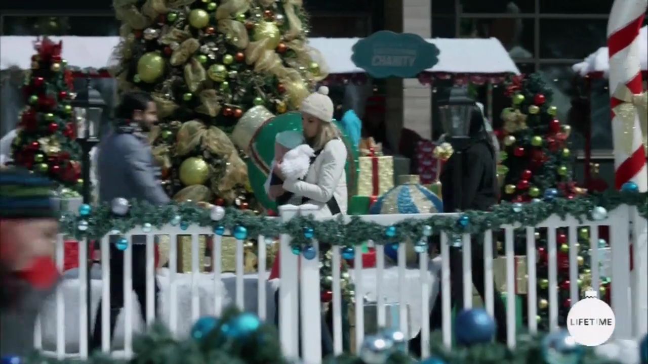 2017-FourChristmasandWedding-1517.jpg