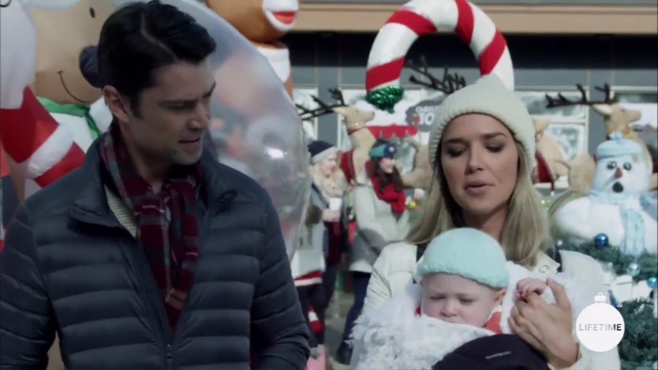 2017-FourChristmasandWedding-1535.jpg