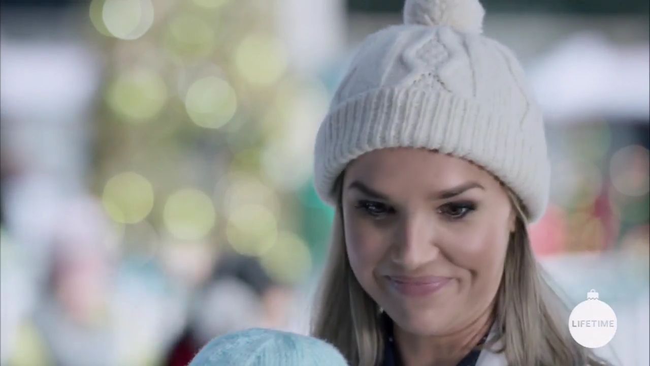 2017-FourChristmasandWedding-1562.jpg