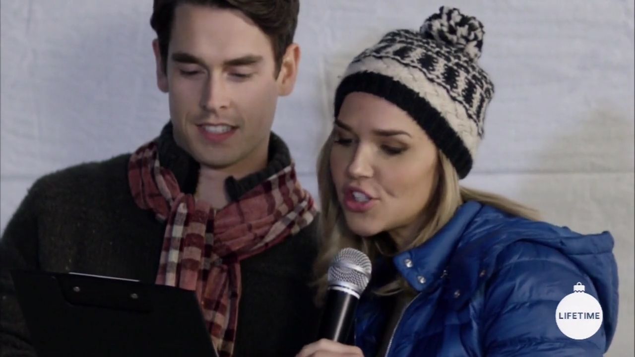 2017-FourChristmasandWedding-1728.jpg