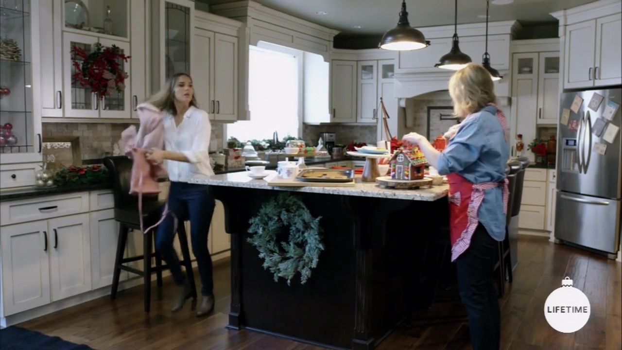 2017-FourChristmasandWedding-2024.jpg