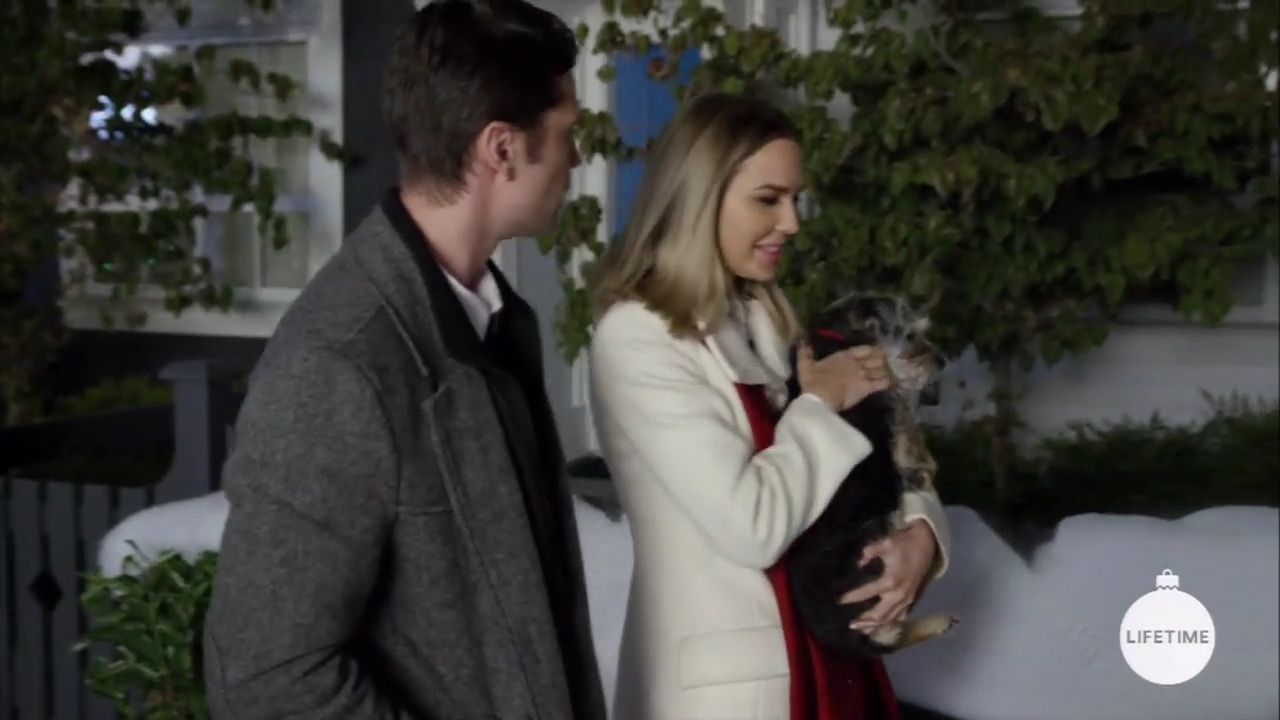 2017-FourChristmasandWedding-2235.jpg