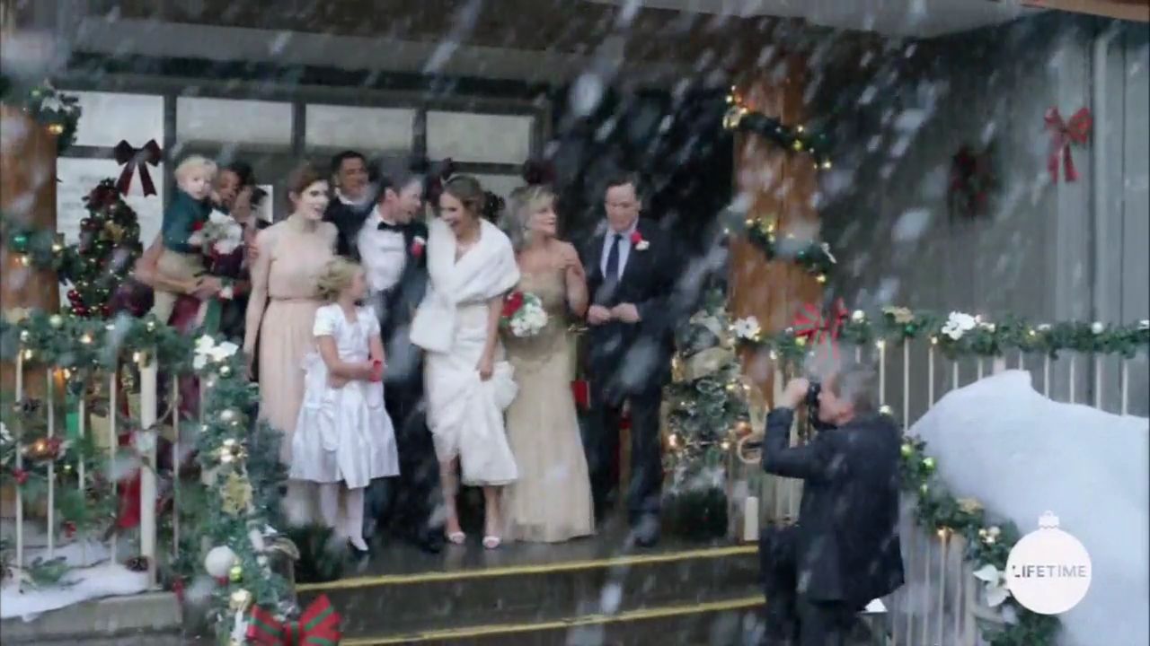2017-FourChristmasandWedding-2339.jpg