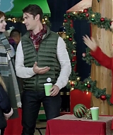 2017-FourChristmasandWedding-0460.jpg