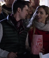 2017-FourChristmasandWedding-0482.jpg