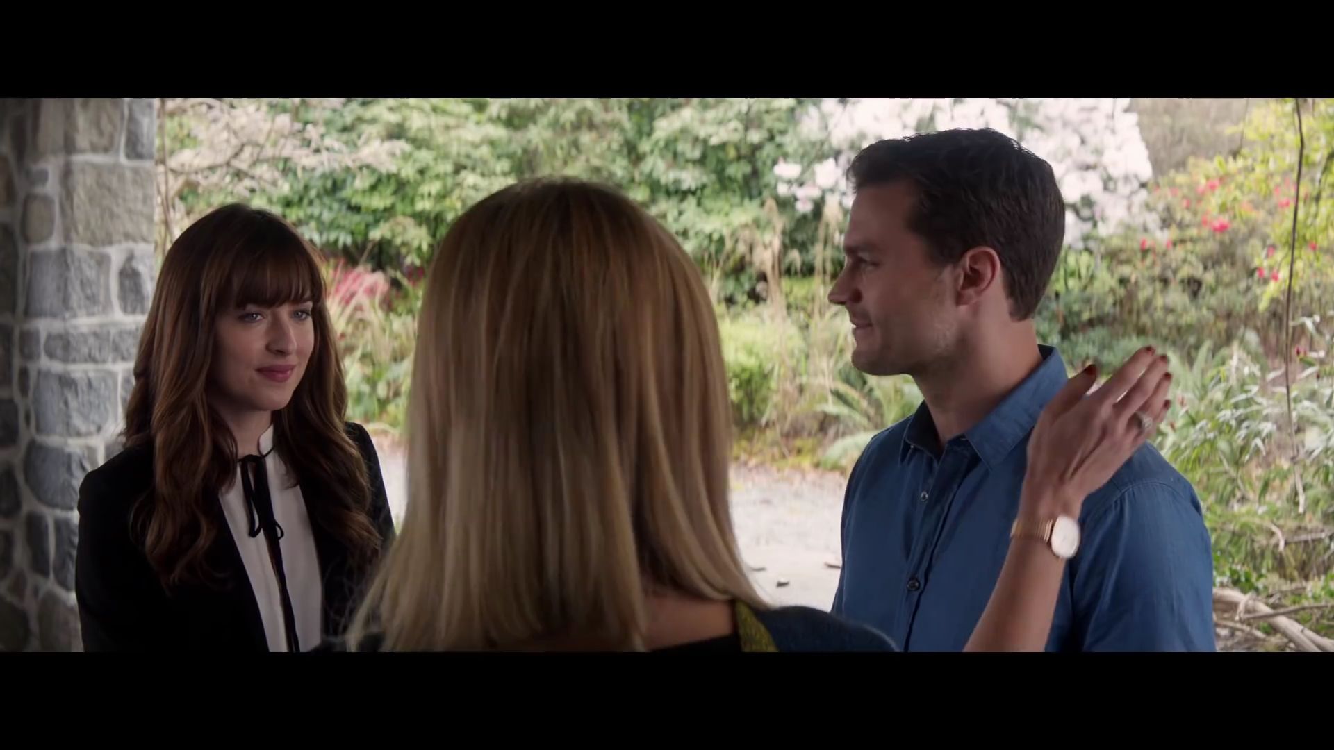 FiftyShadesTrailer1_080.jpg