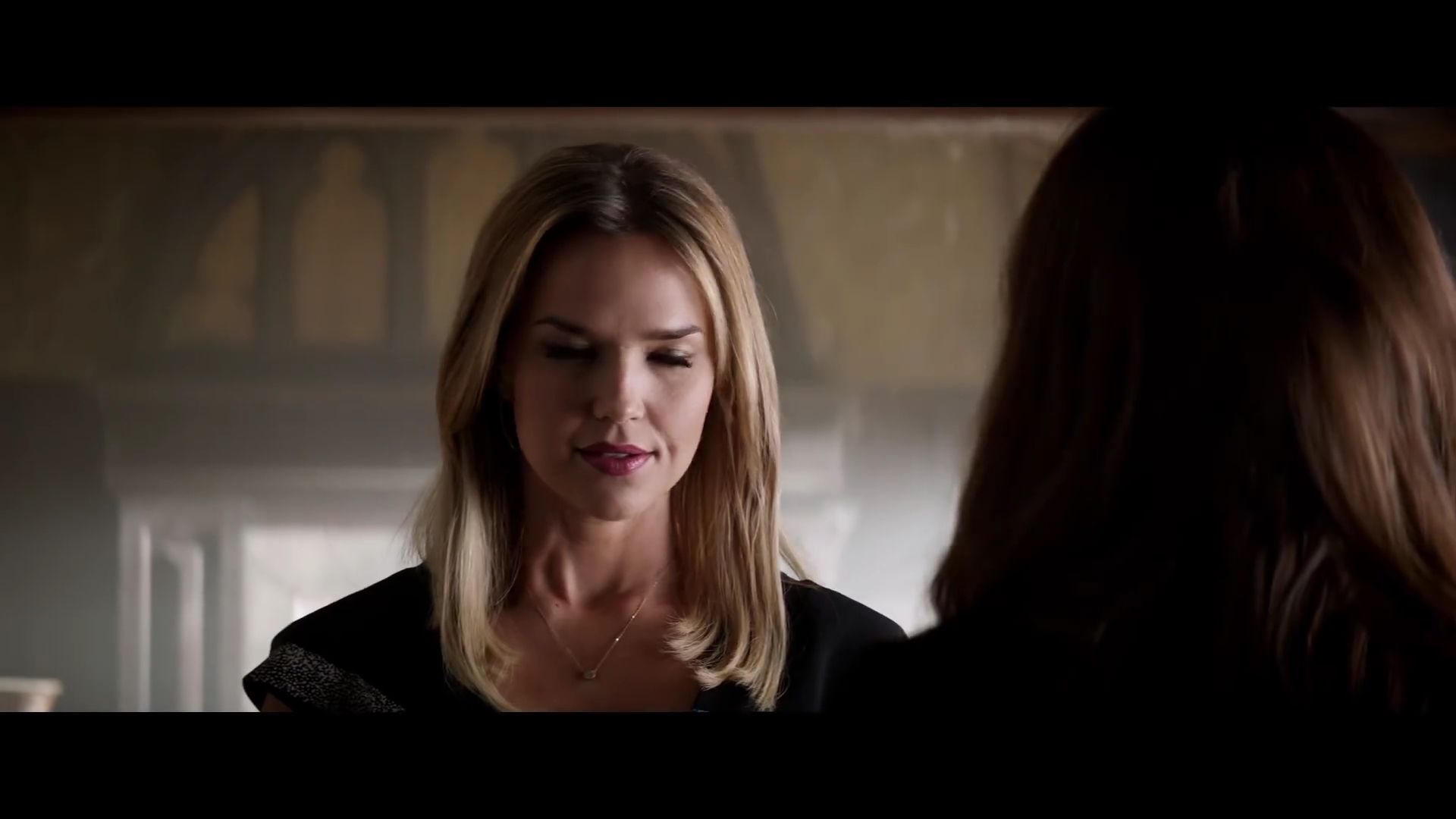 FiftyShadesTrailer1_163.jpg