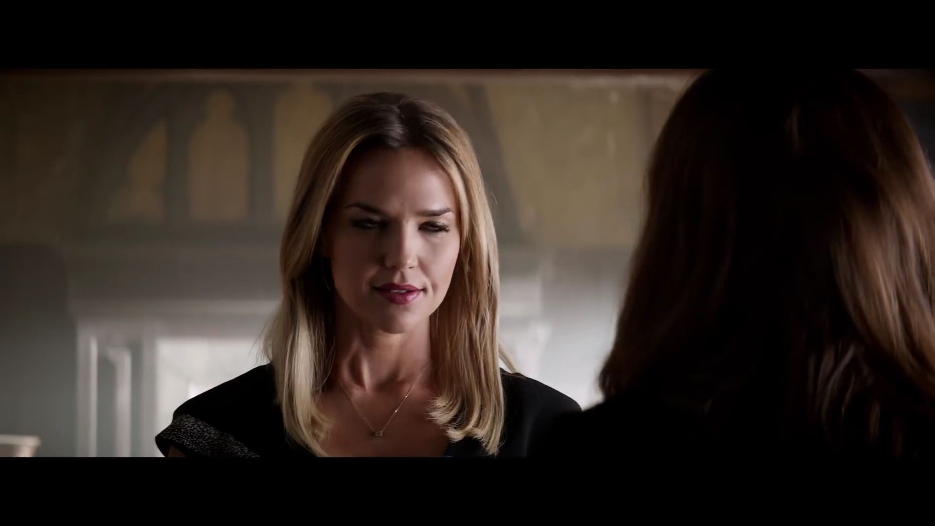 FiftyShadesTrailer1_164.jpg