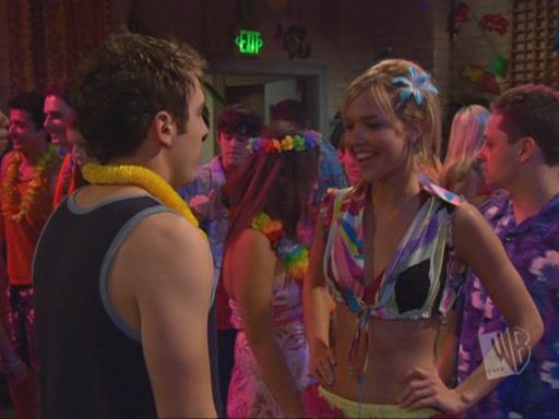 G4L-S05E08_262.jpg