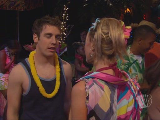 G4L-S05E08_267.jpg
