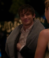 90210-S04E16-154.jpg