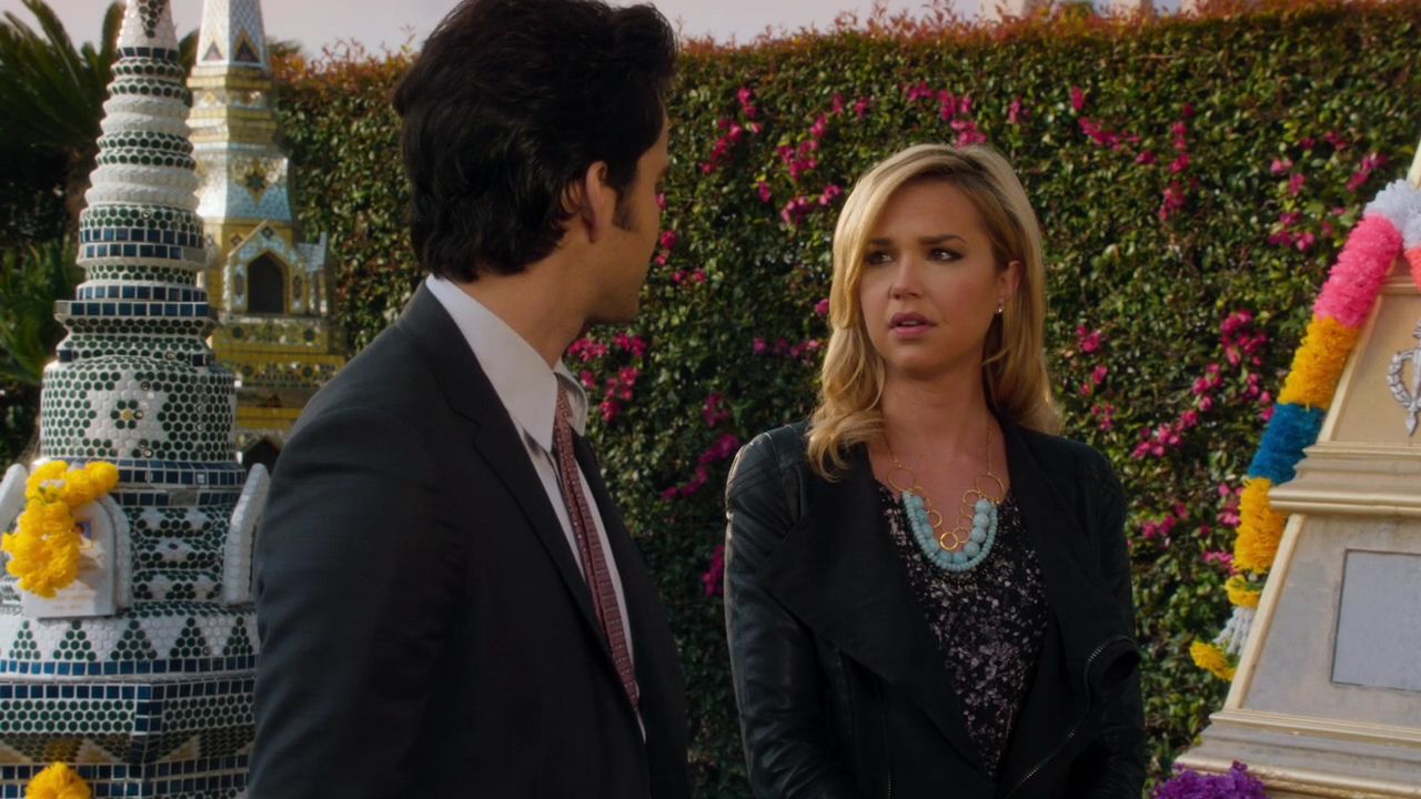 90210-S04E20-138.jpg