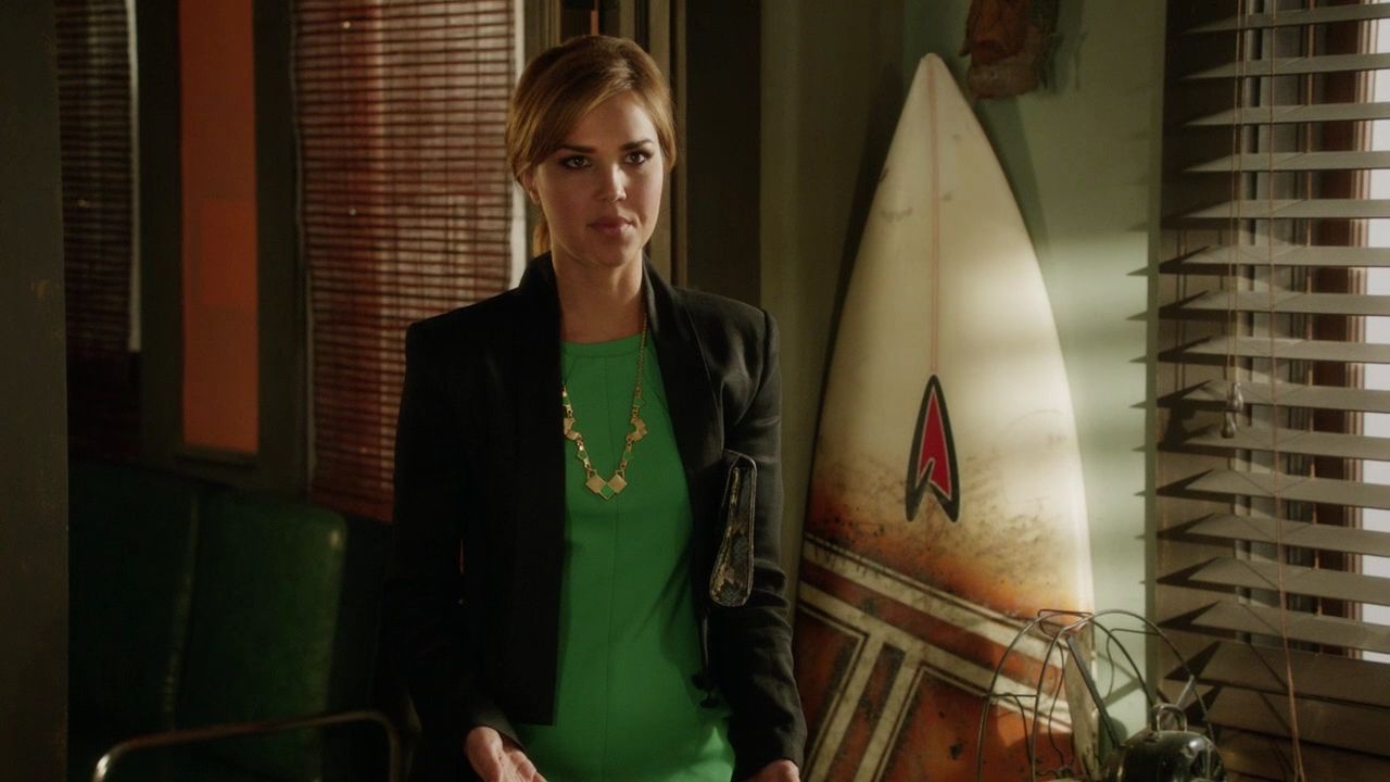 90210-S05E01-004.jpg