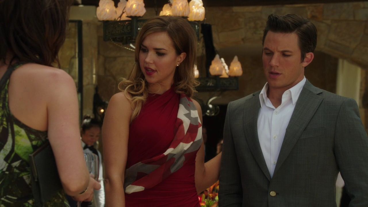 90210-S05E02-134.jpg