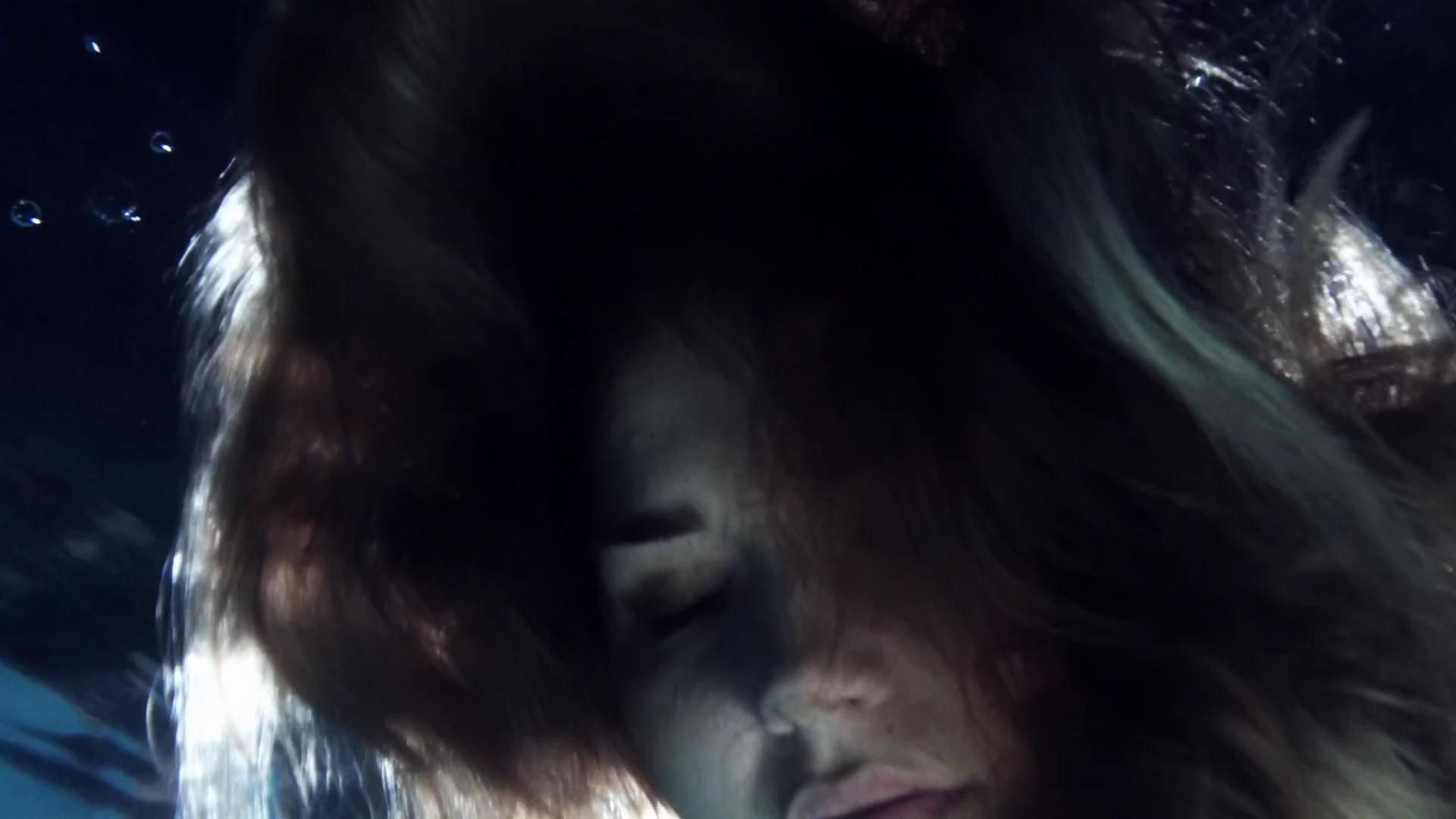 90210-S05E08-011.jpg