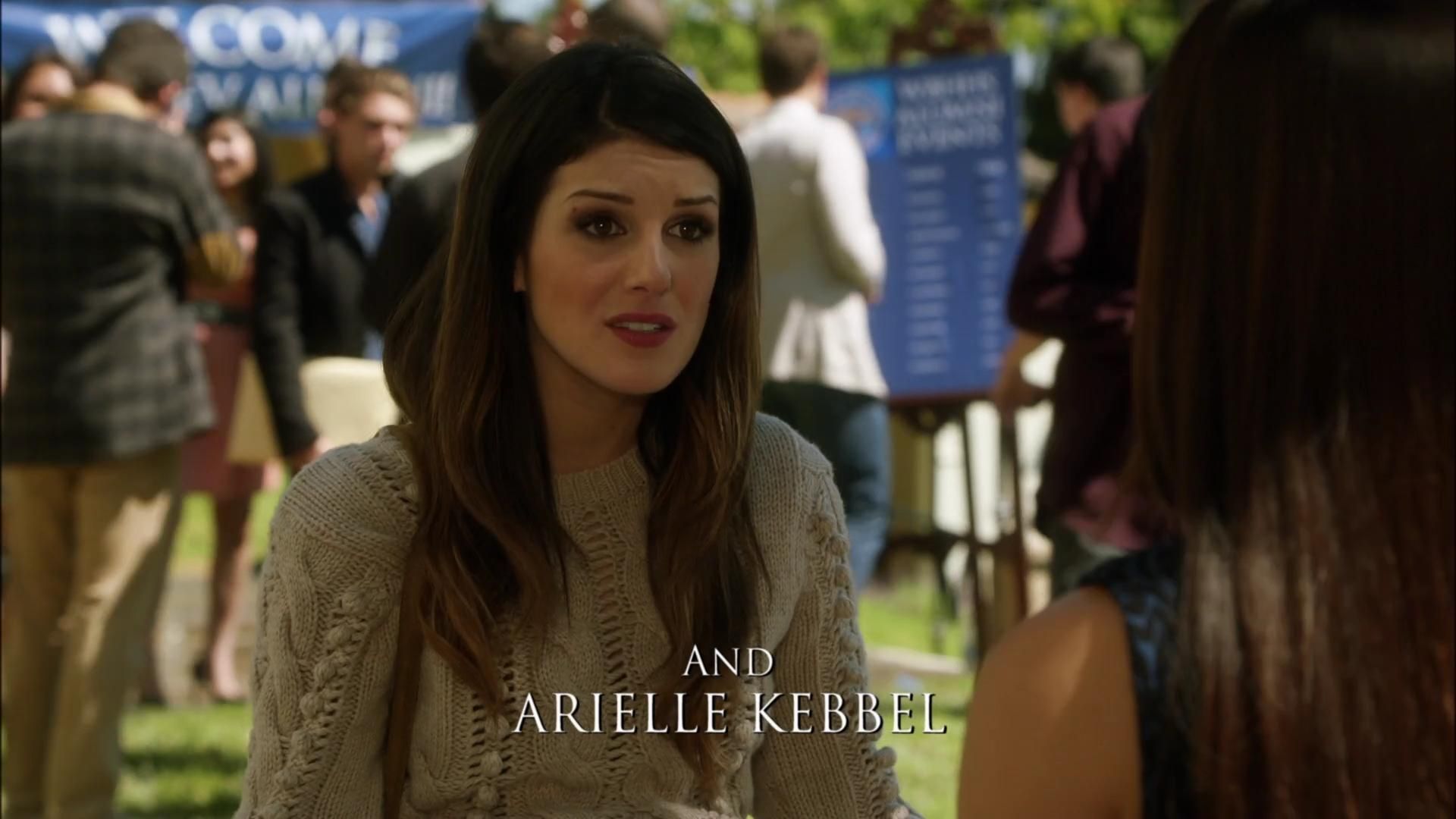 90210-S05E08-014.jpg