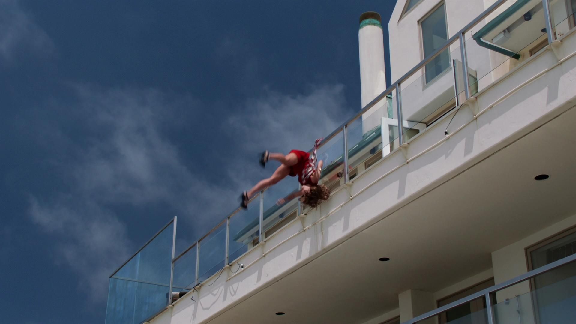 90210-S05E09-001.jpg