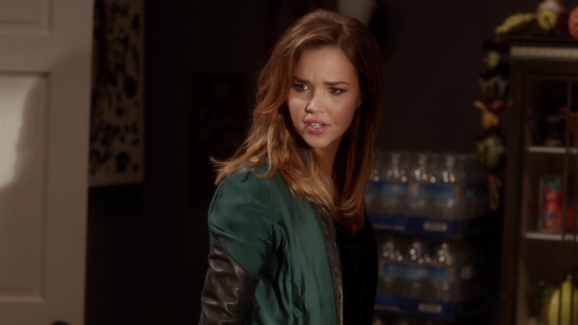 90210-S05E10-078.jpg
