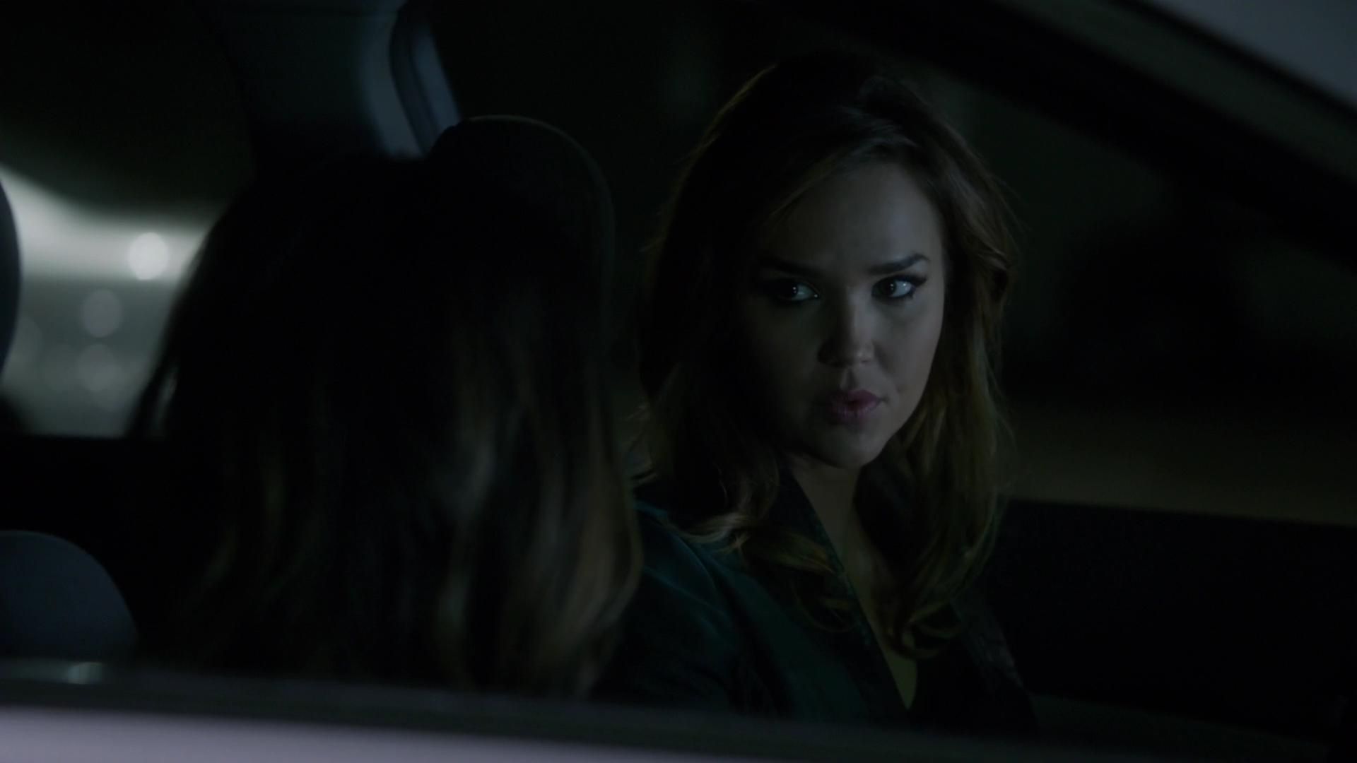90210-S05E10-098.jpg