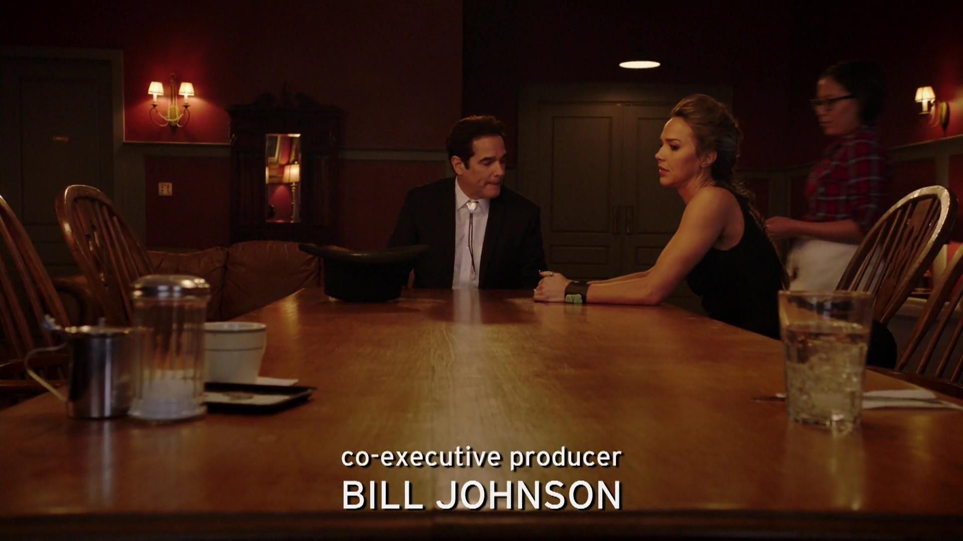 MidnightTexasS01E08-082.jpg