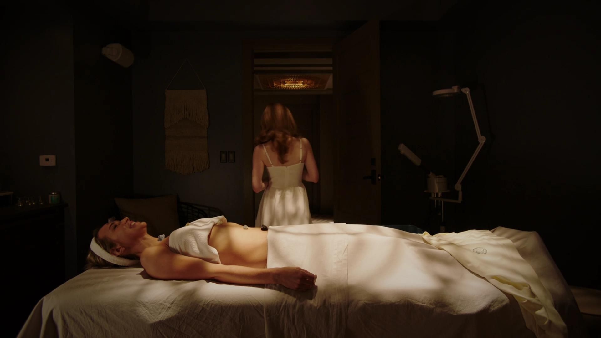 MidnightTexas-S02E01-202.jpg