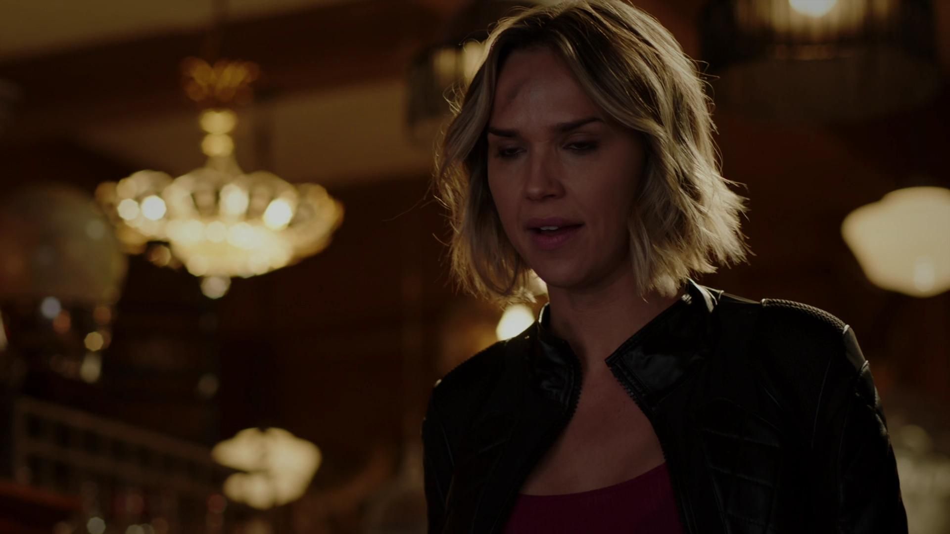 MidnightTexas-S02E01-273.jpg