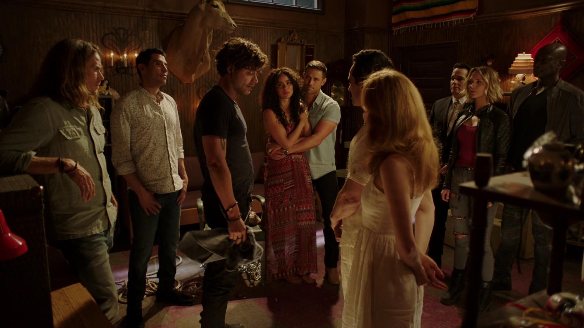 MidnightTexas-S02E01-301.jpg