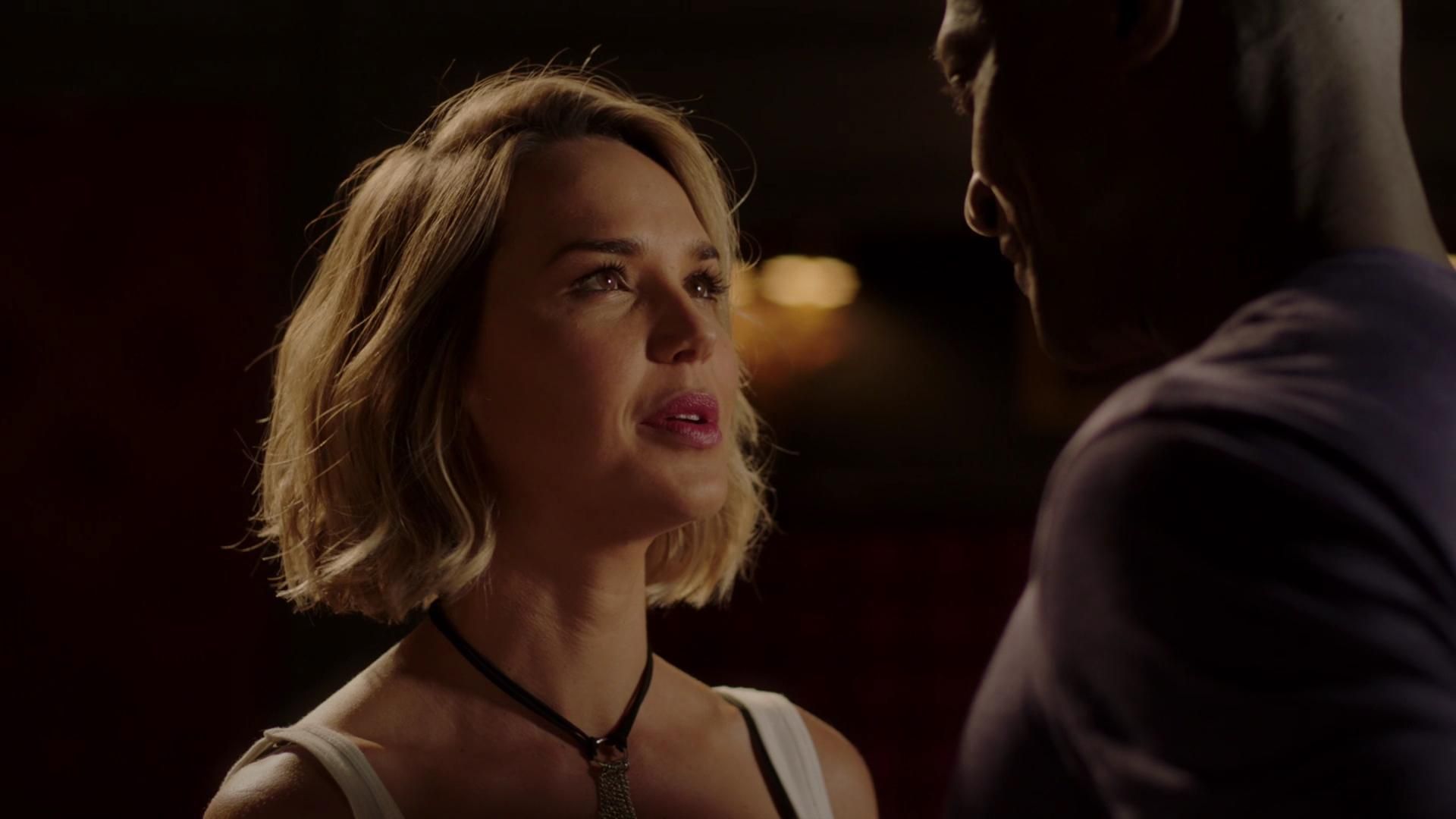 MidnightTexas-S02E02-082.jpg