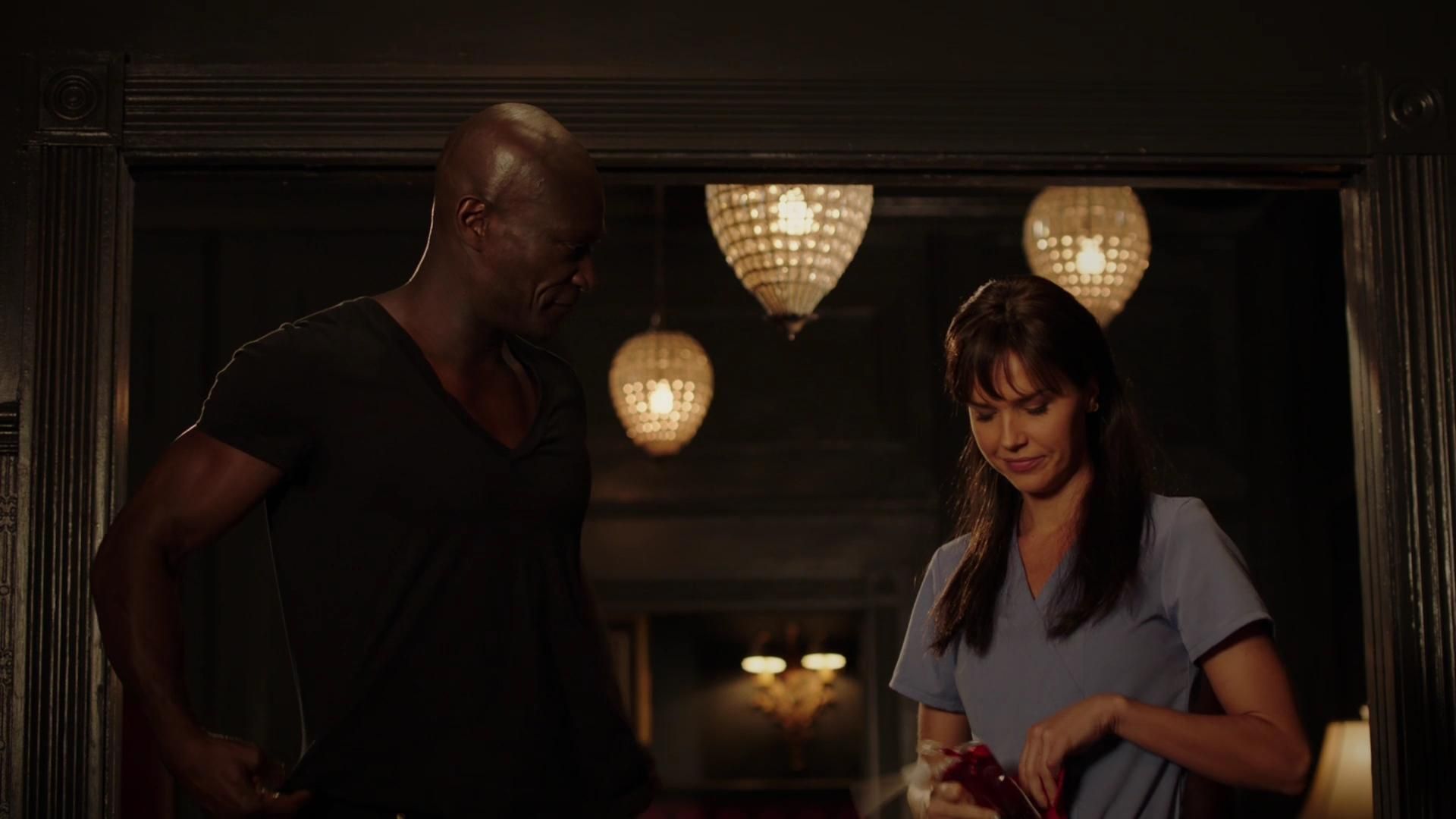 MidnightTexas-S02E02-128.jpg