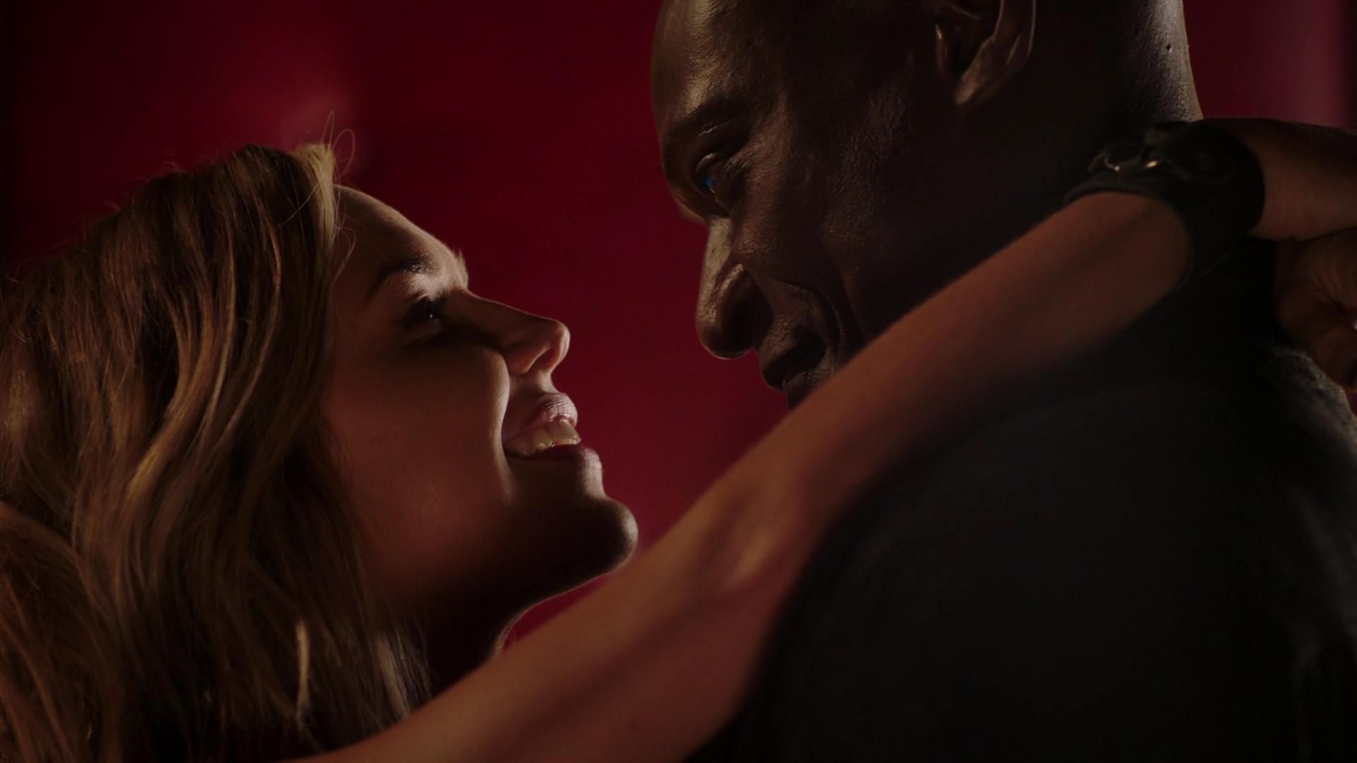 MidnightTexas-S02E03-189.jpg