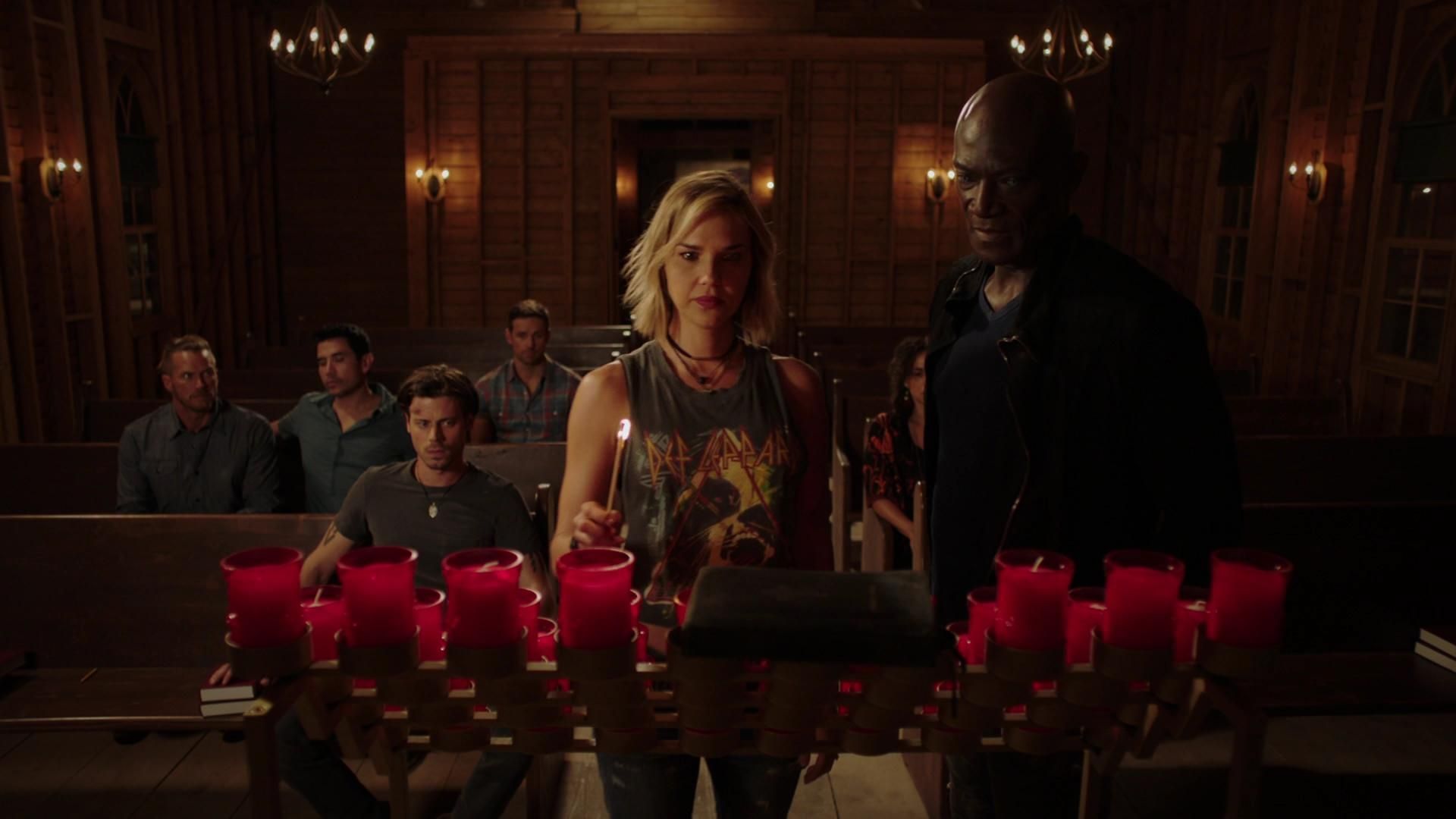 MidnightTexas-S02E03-207.jpg