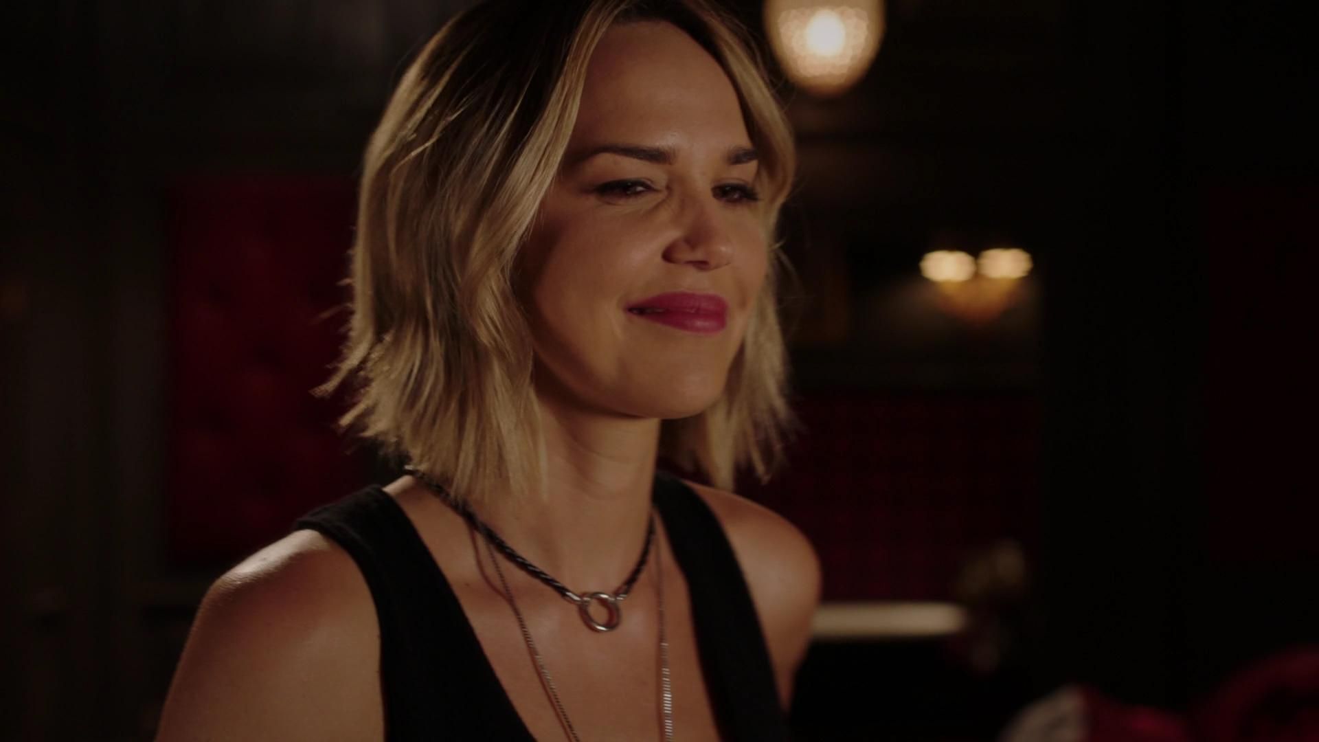 MidnightTexas-S02E04-202.jpg