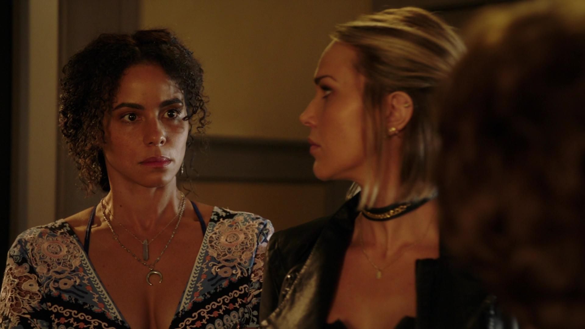 MidnightTexas-S02E04-308.jpg