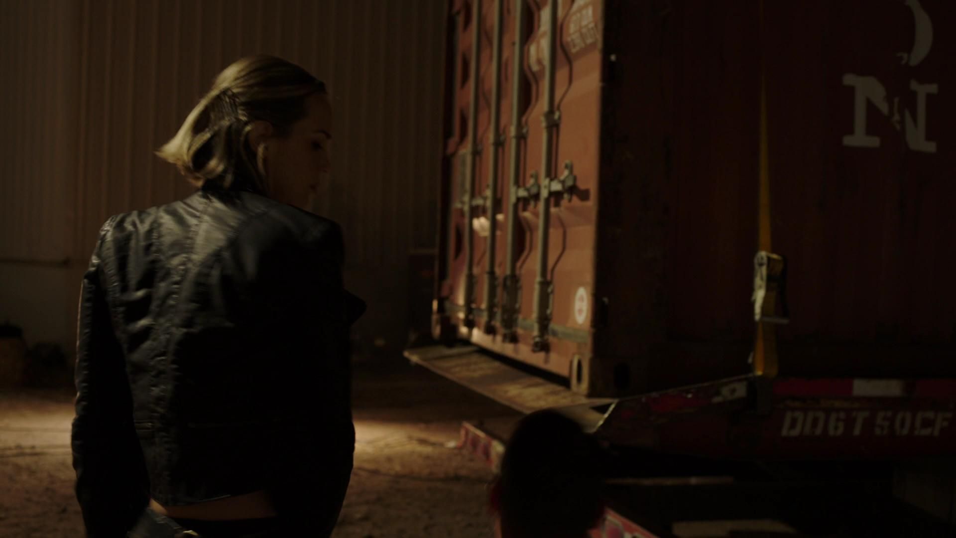 MidnightTexas-S02E04-414.jpg