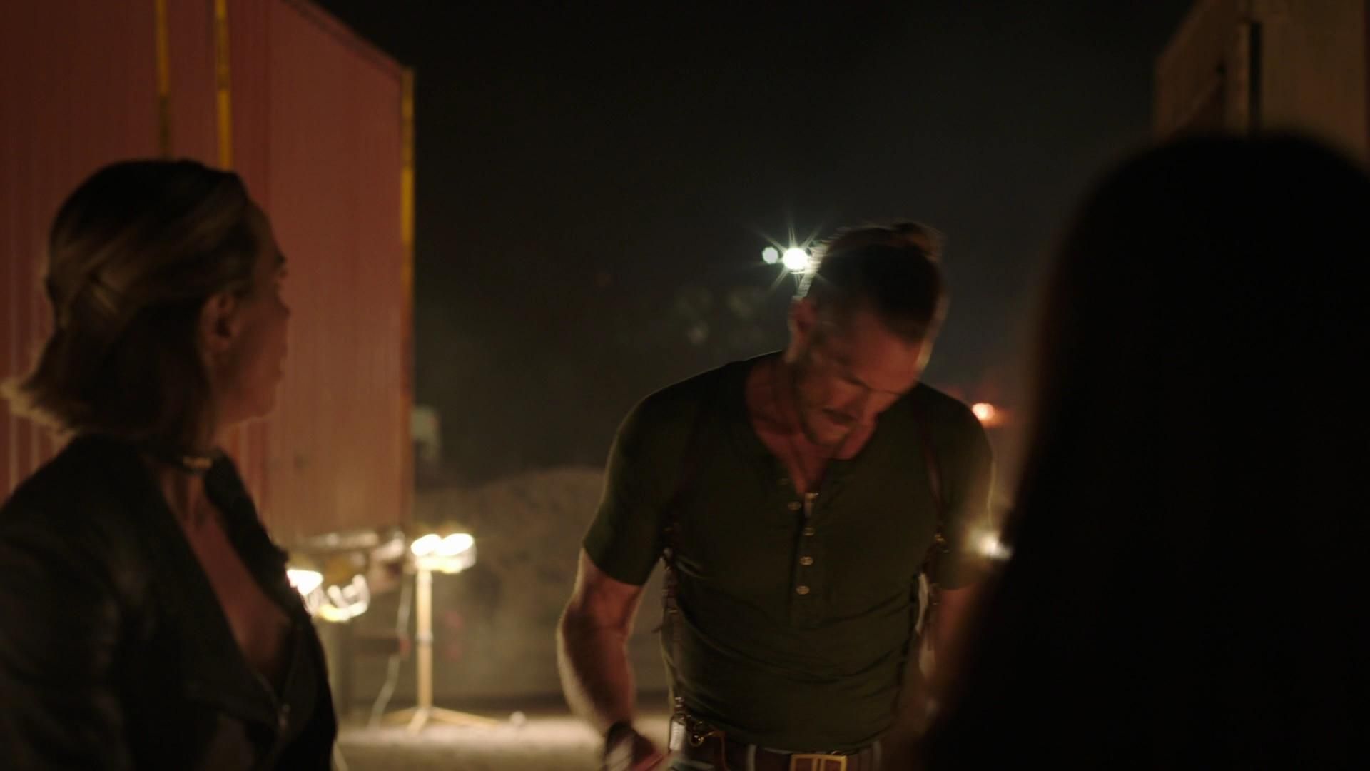 MidnightTexas-S02E04-435.jpg
