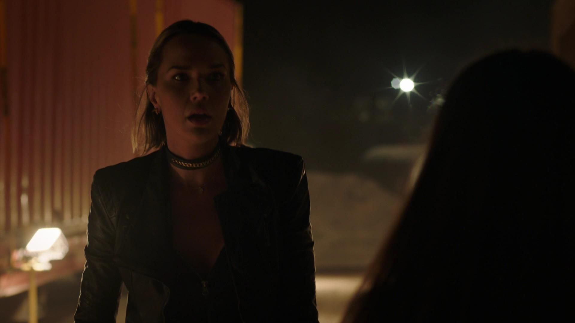 MidnightTexas-S02E04-436.jpg