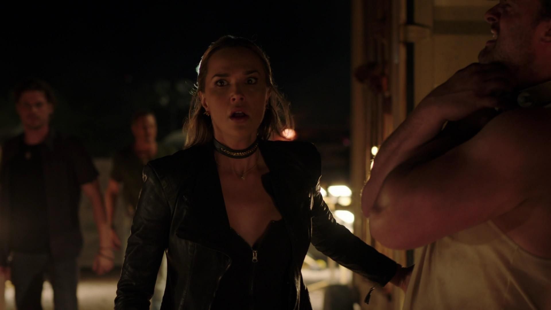 MidnightTexas-S02E04-444.jpg