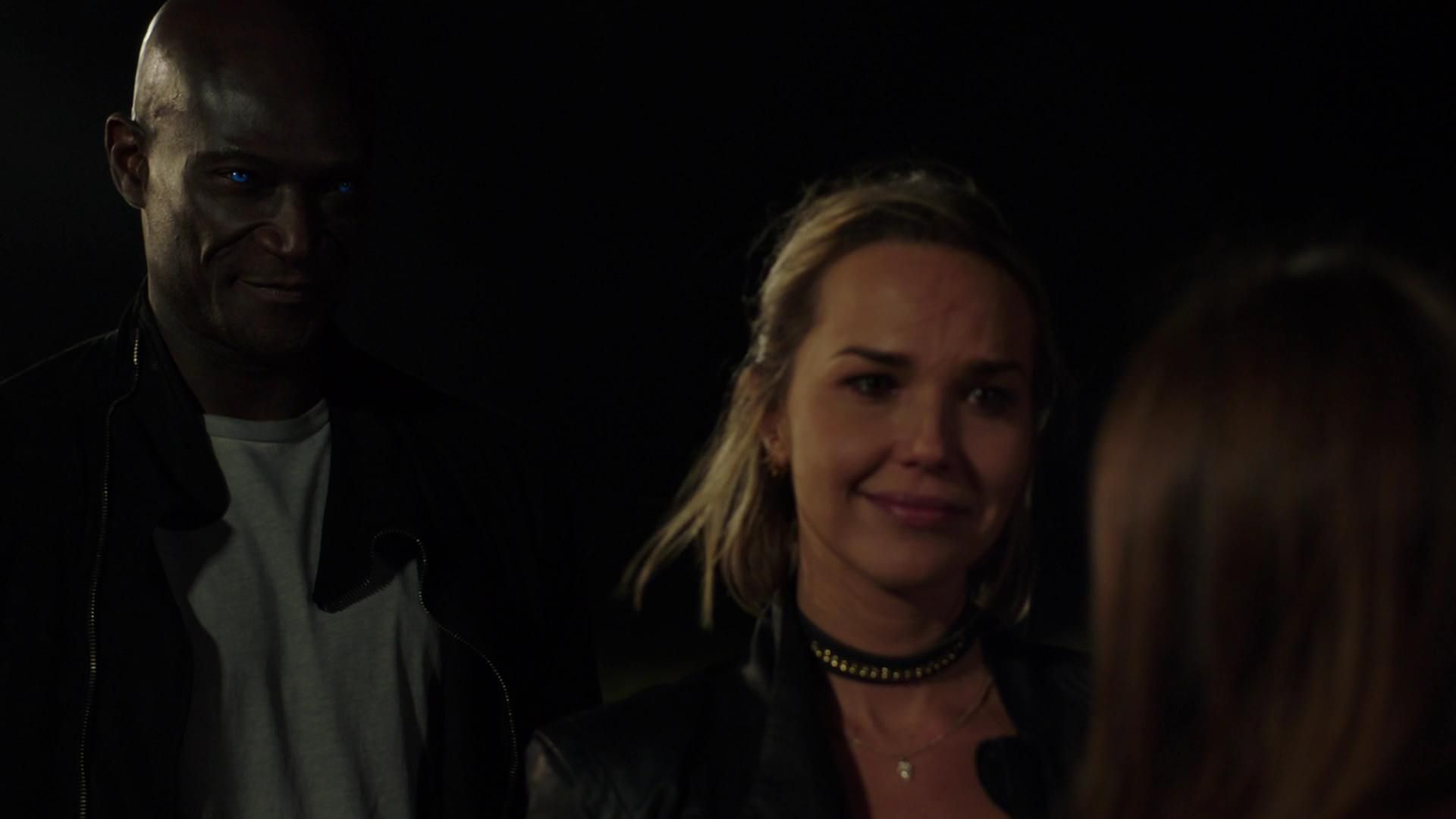 MidnightTexas-S02E04-469.jpg
