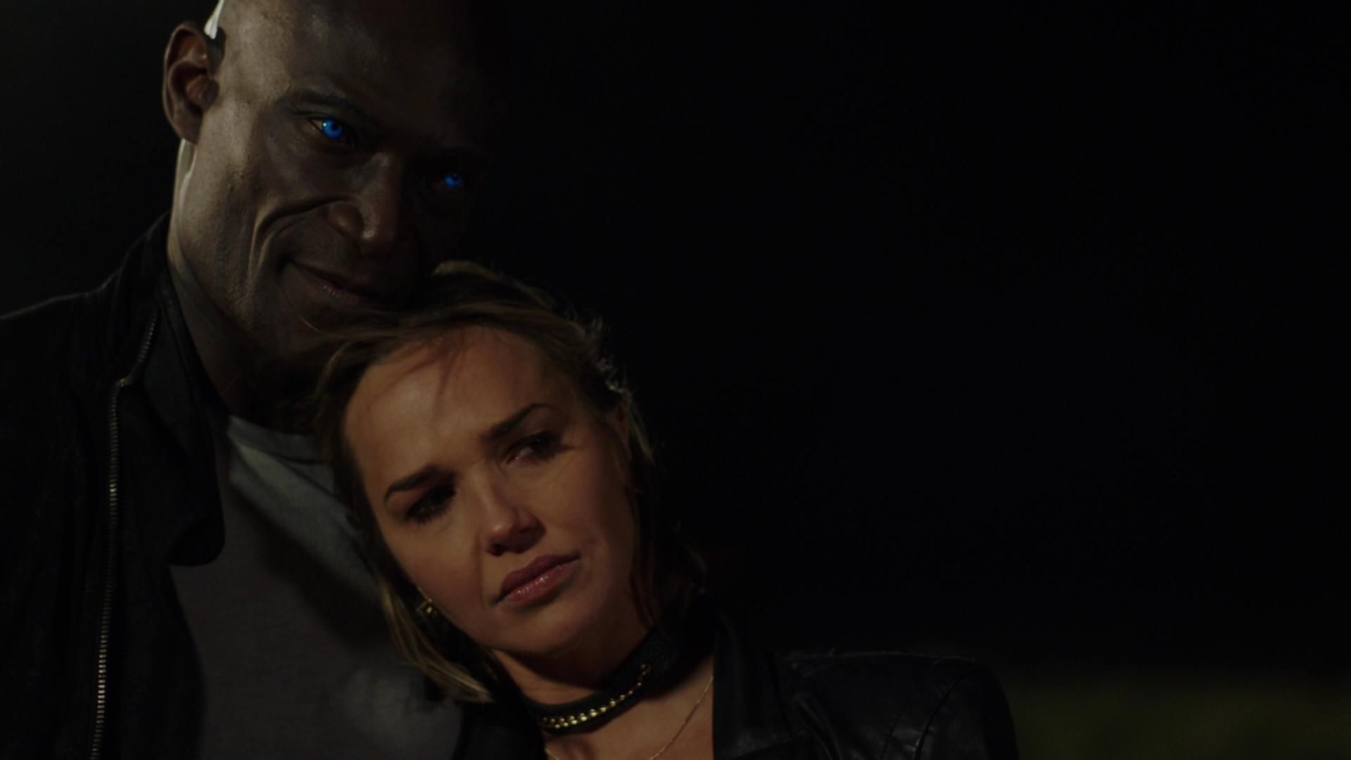 MidnightTexas-S02E04-498.jpg