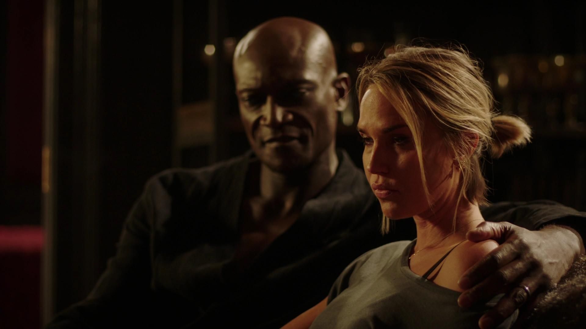MidnightTexas-S02E04-538.jpg