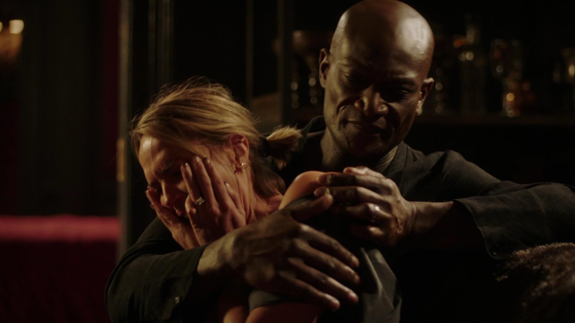 MidnightTexas-S02E04-561.jpg