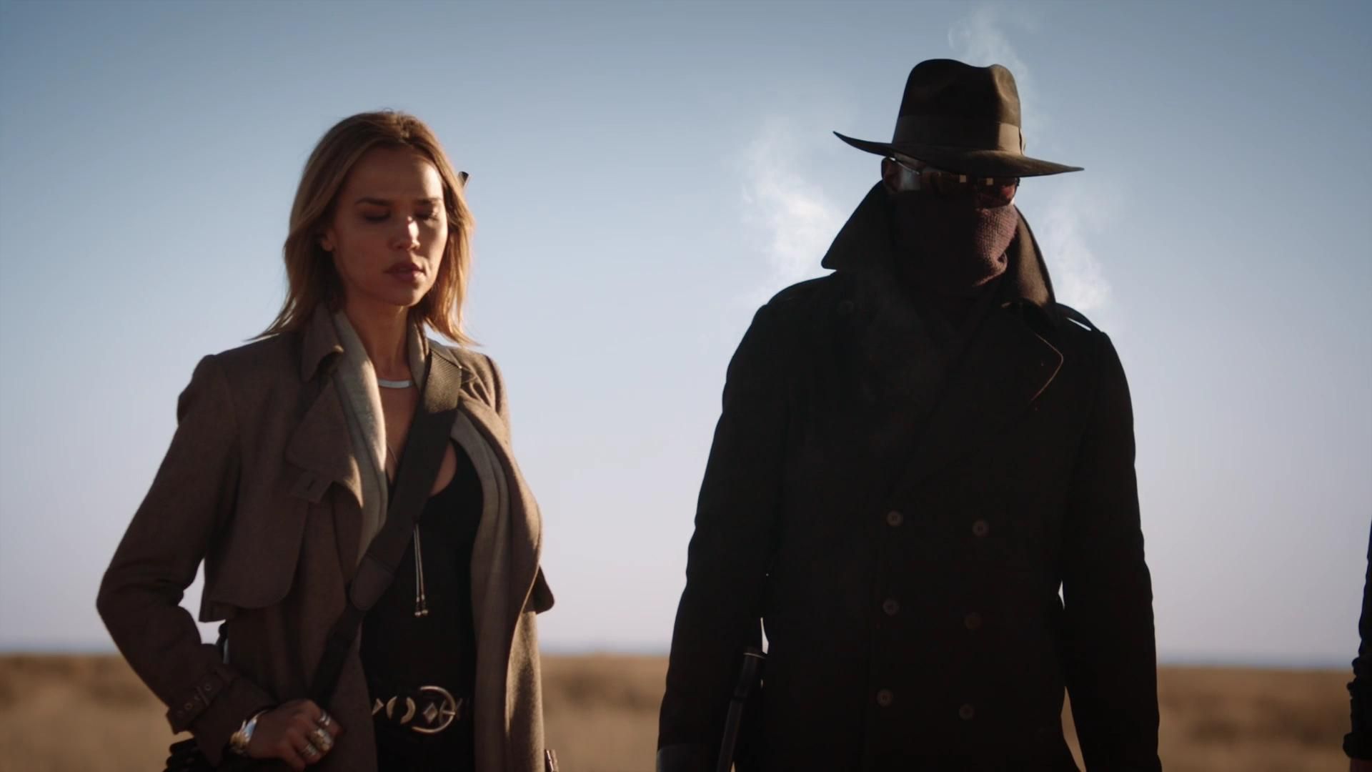 MidnightTexas-S02E05-010.jpg