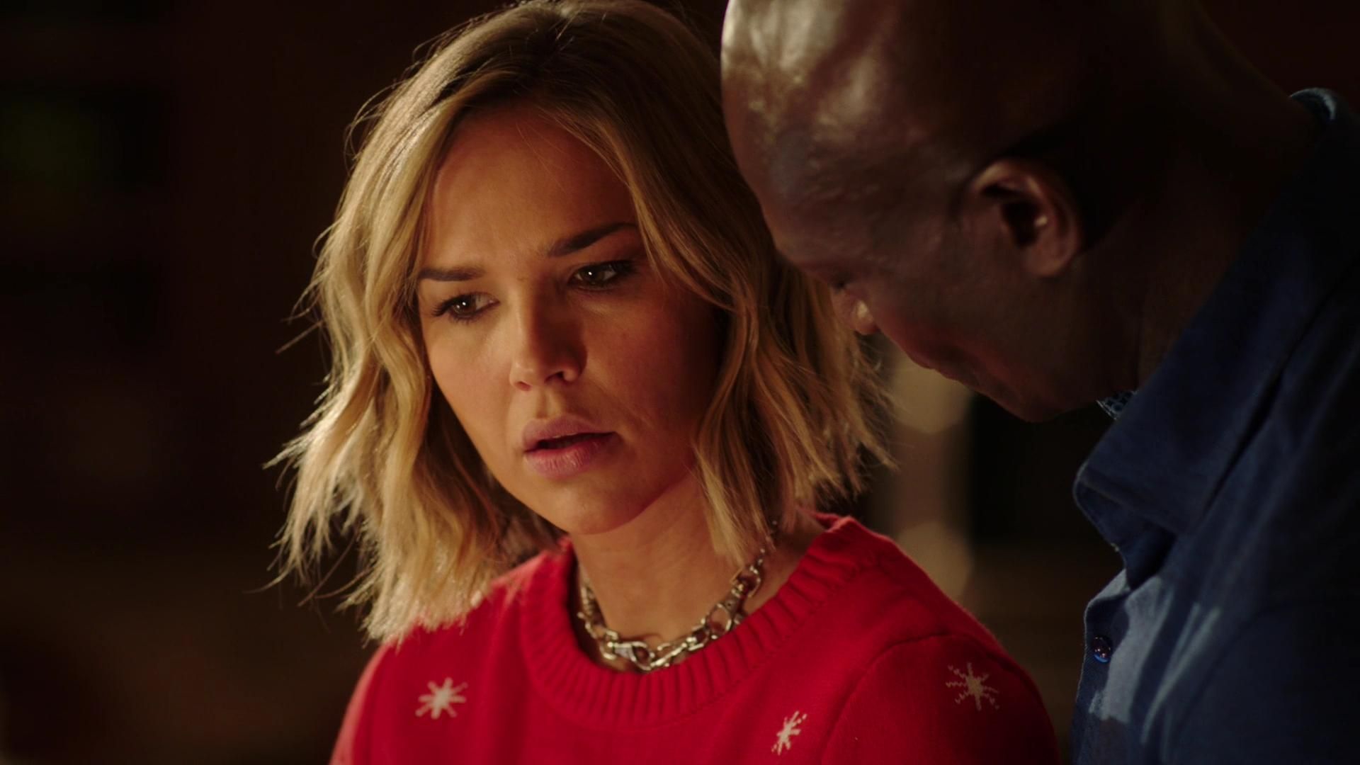 MidnightTexas-S02E05-450.jpg