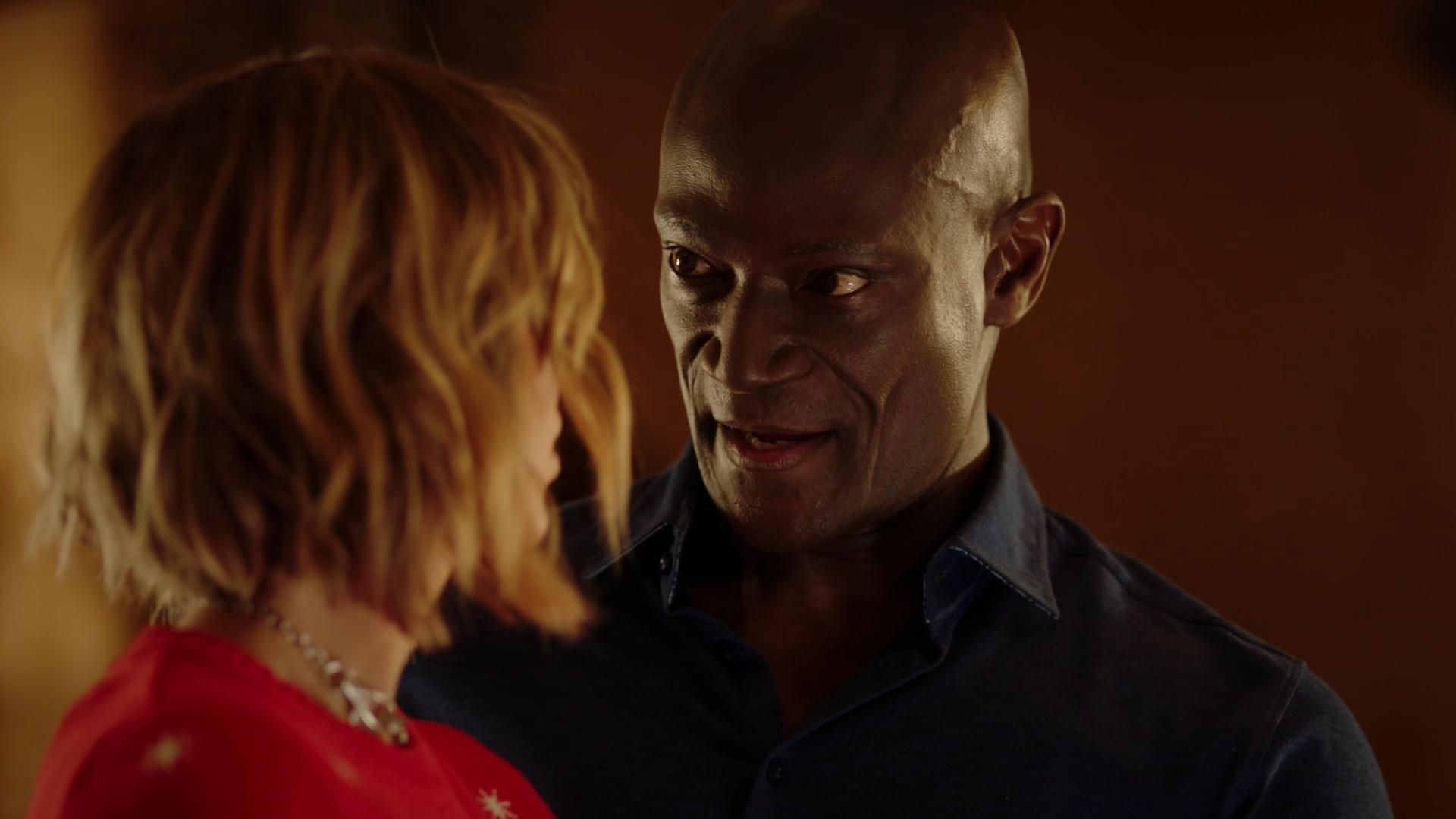 MidnightTexas-S02E05-454.jpg