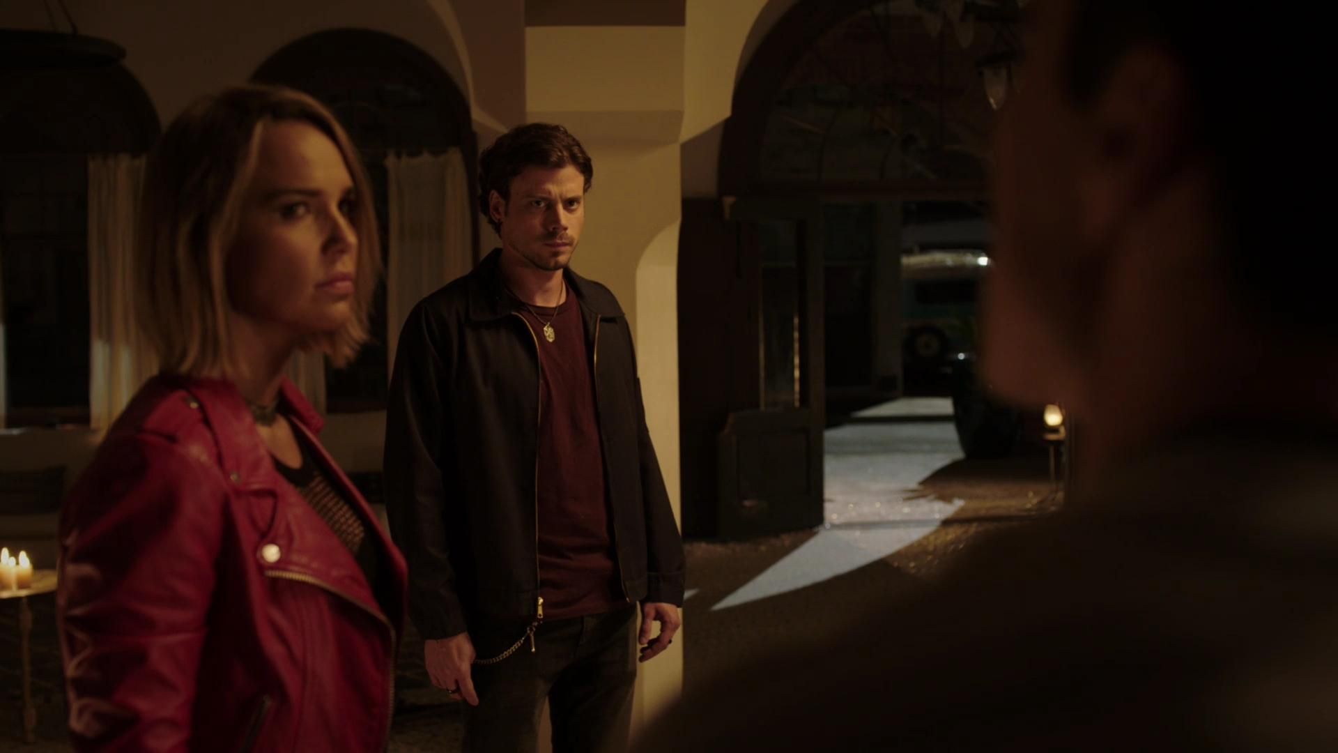 MidnightTexas-S02E06-194.jpg