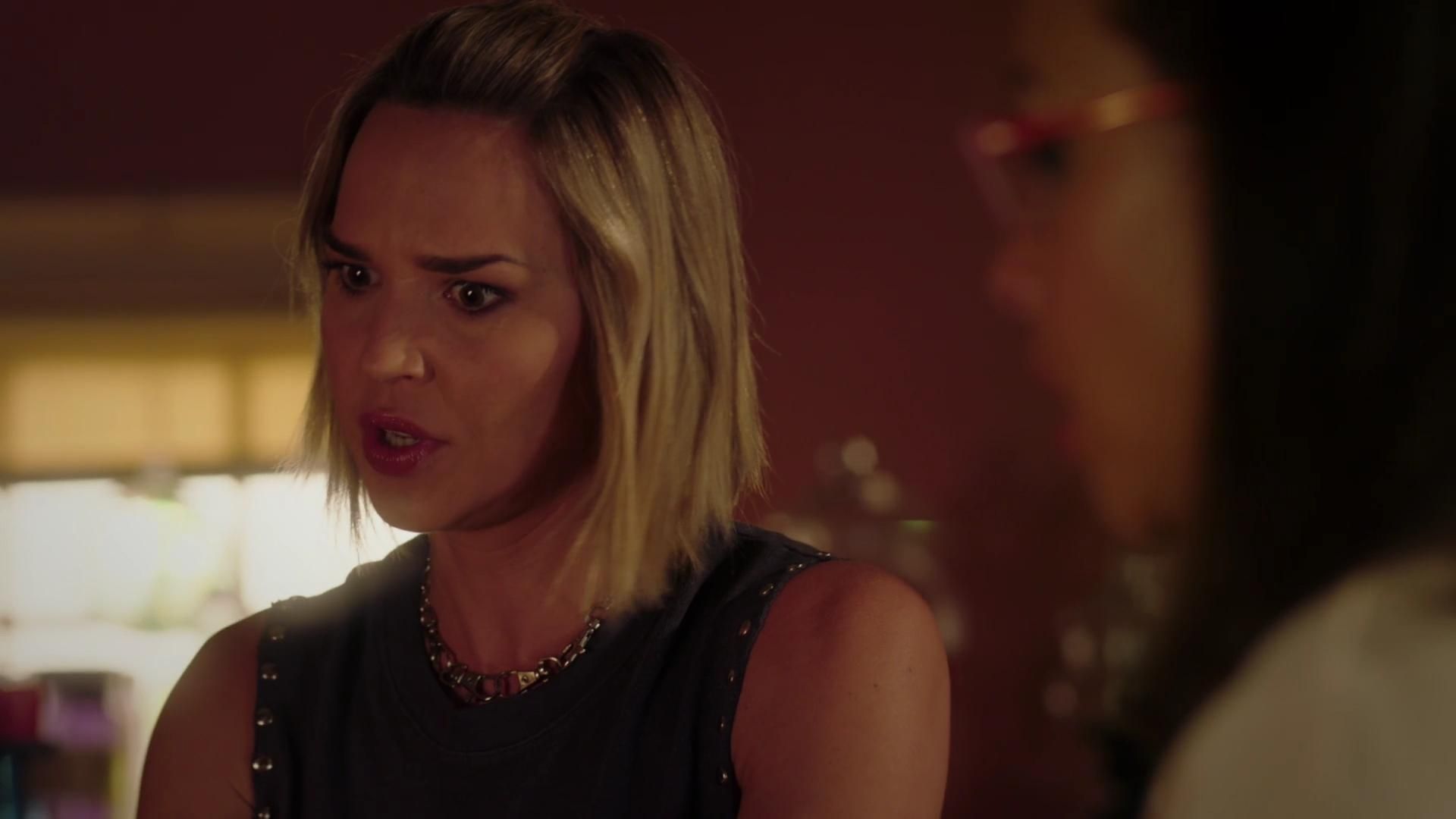 MidnightTexas-S02E08-128.jpg