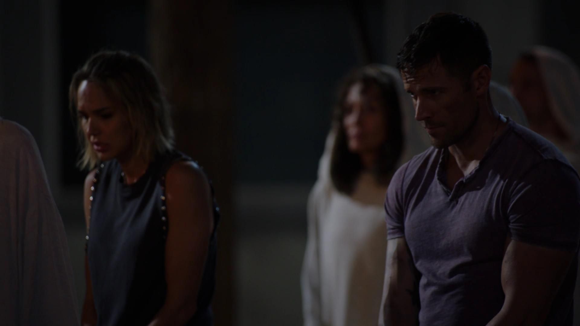 MidnightTexas-S02E08-159.jpg
