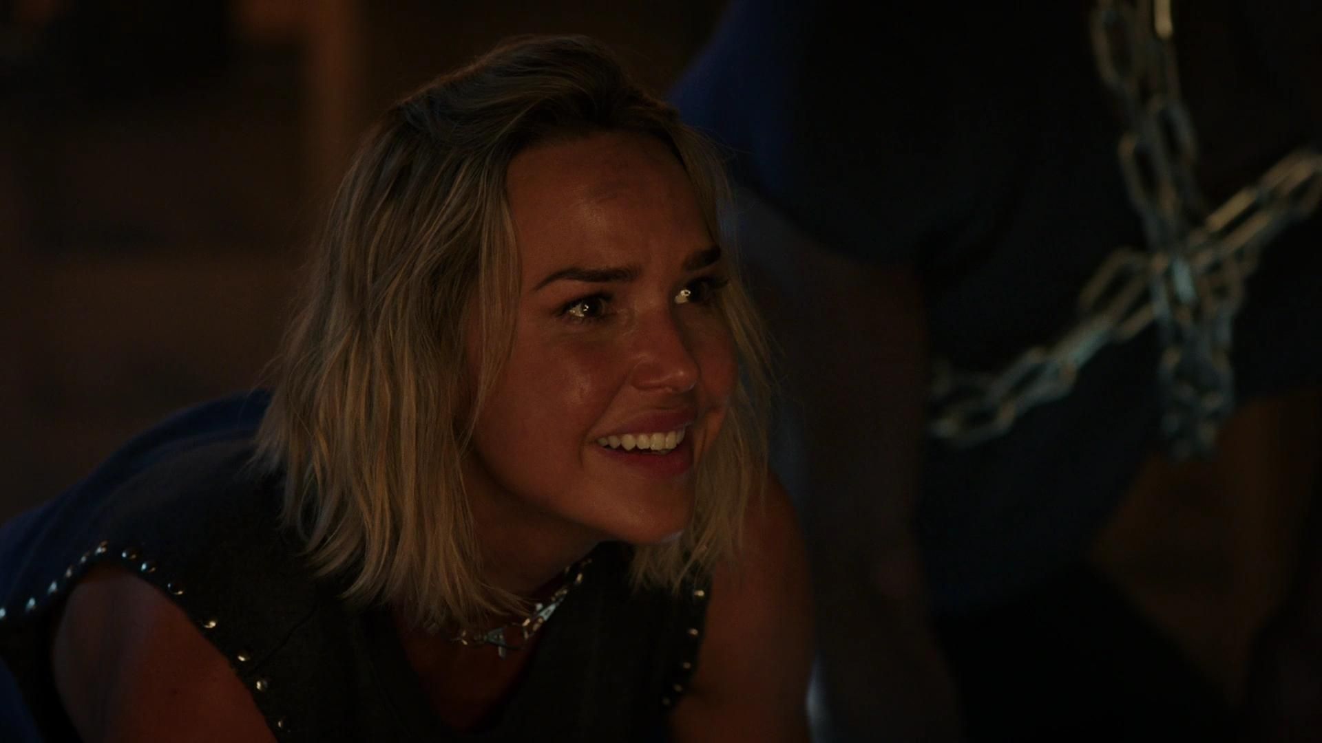 MidnightTexas-S02E08-179.jpg