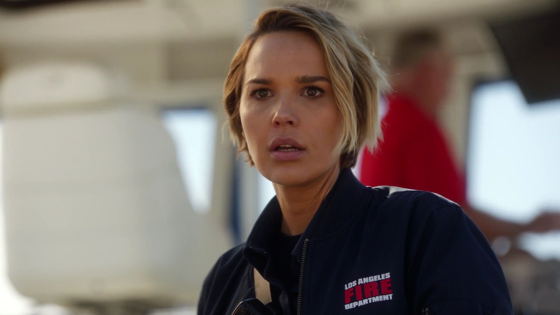 9-1-1-S05E13-016.jpg