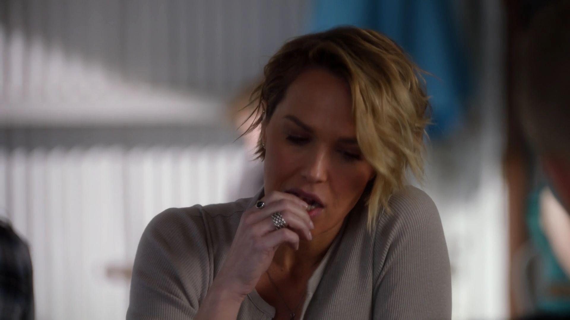 9-1-1-S05E14-071.jpg